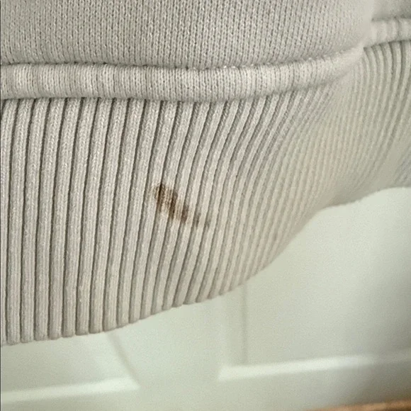 Jimmy Choo Hoodie. - Picture 7 of 9